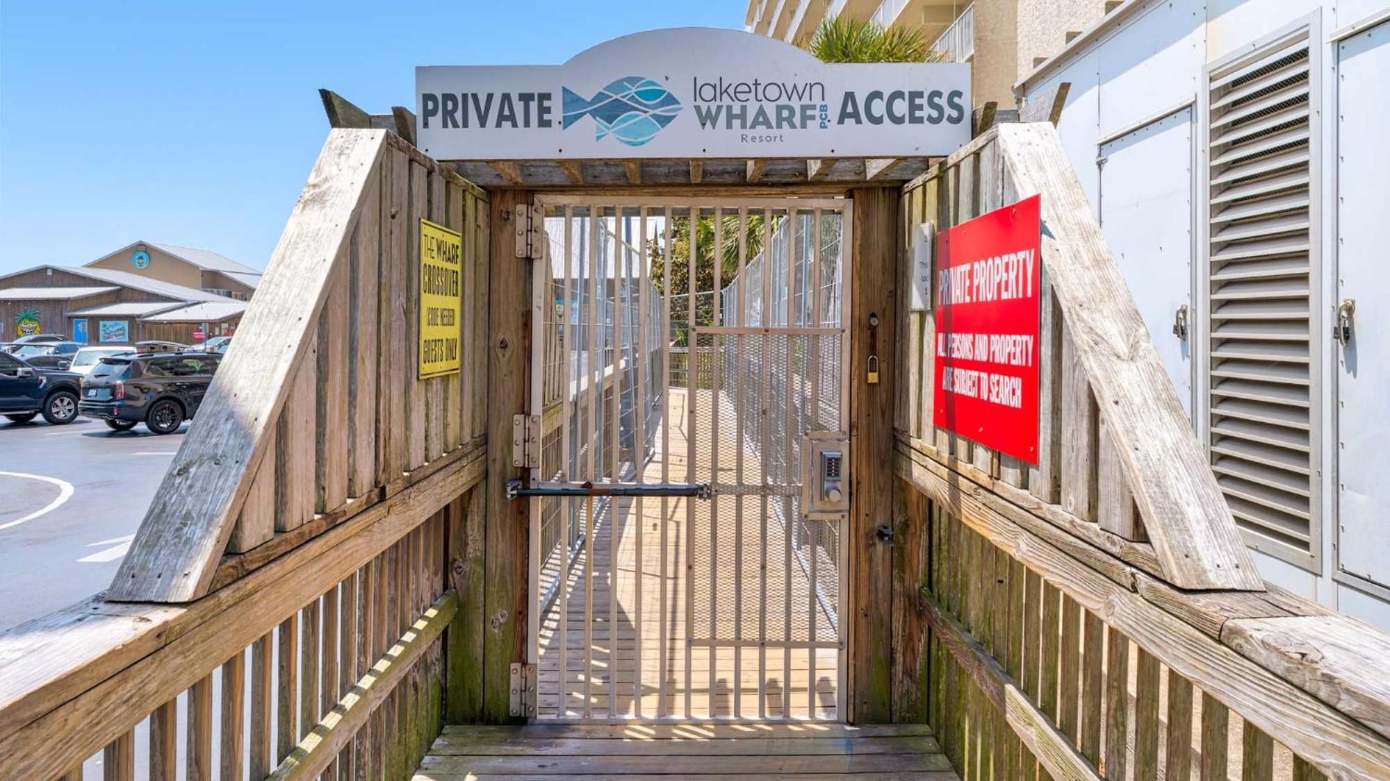 Holiday home Laketown Wharf 1416!