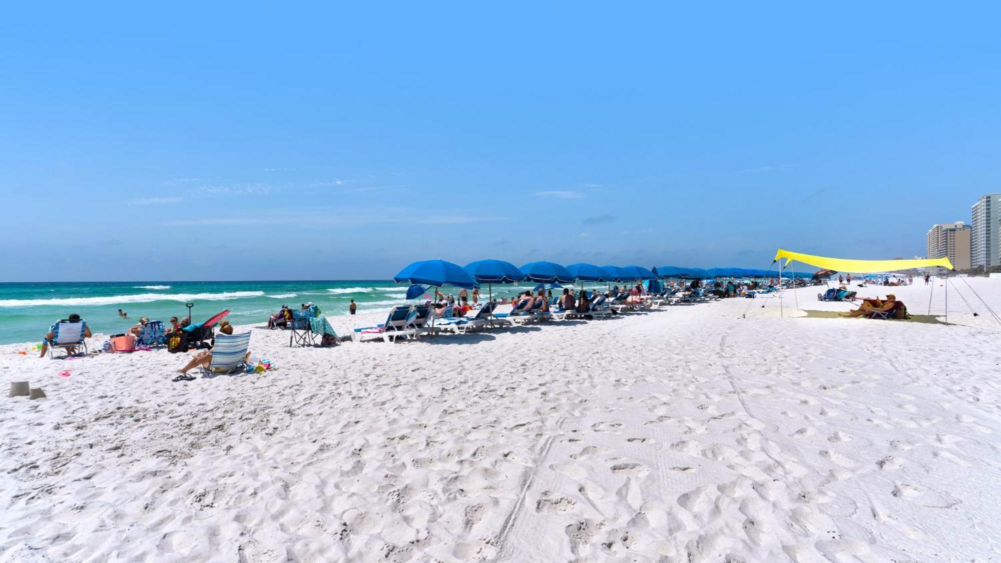 Laketown Wharf 1416! Holiday home