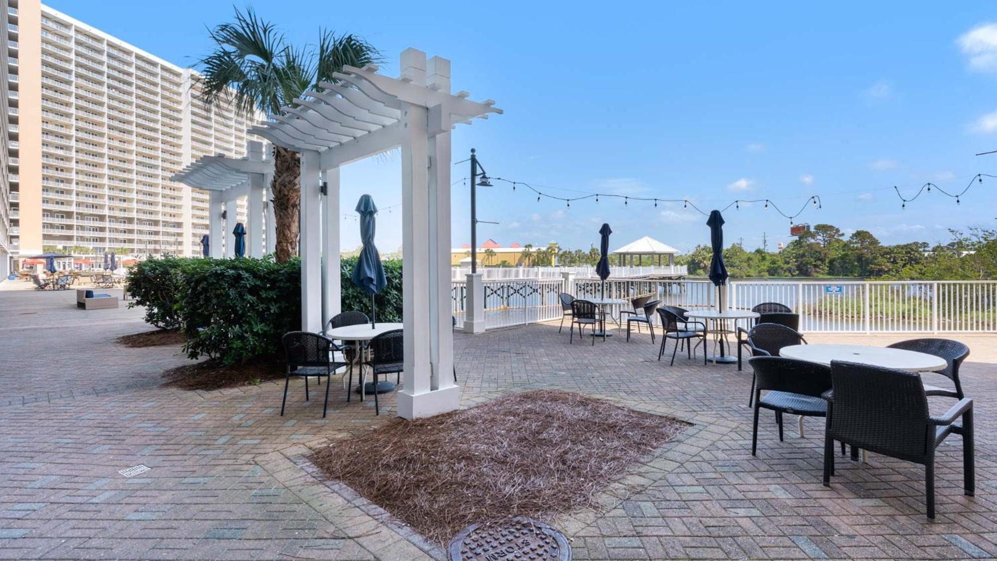 Holiday home Laketown Wharf 1416! *