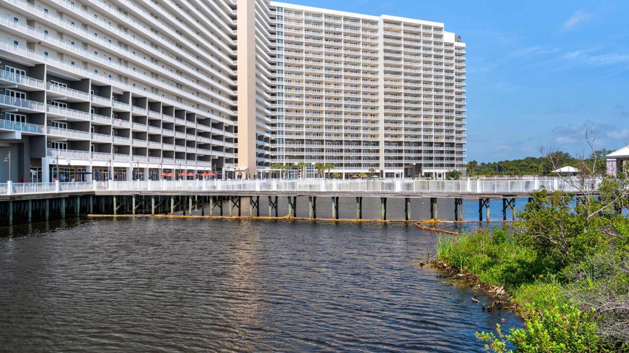 Laketown Wharf 1416! *