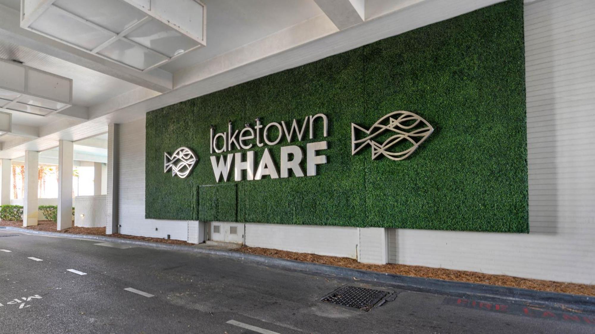 Holiday home Laketown Wharf 1416! *